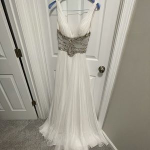 White Sherri Hill size 6 gown